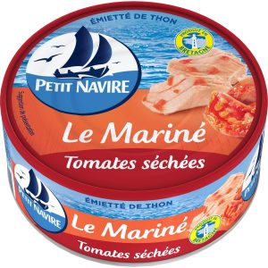 Petit Navire Thunfischstücke Mit Marinierten Tomaten